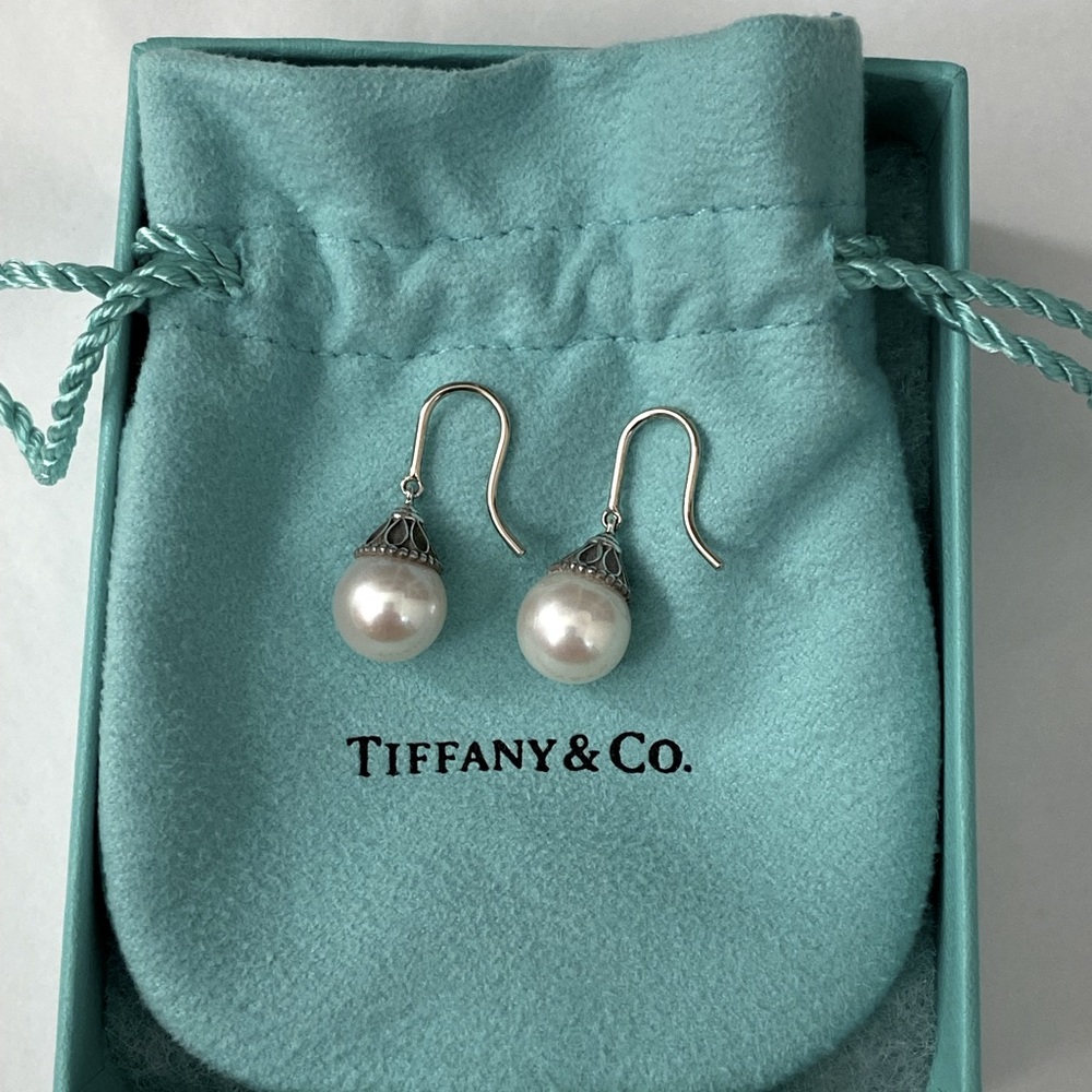 Tiffany & Co. Ziegfeld Sterling silver 925 freshwater pearl earrings. Rare - Picture 6 of 7